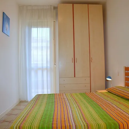 Great Flat In An Excellent Spot In *