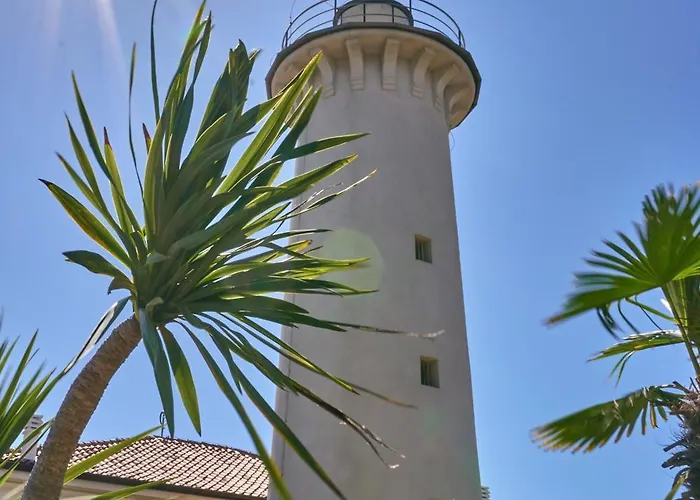 Great Flat In An Excellent Spot In *